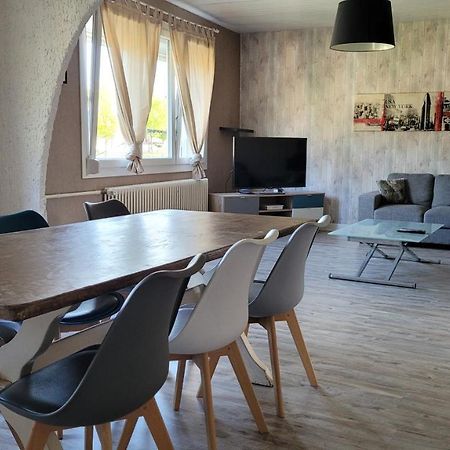 Maison Familiale A Haybes Eksteriør billede